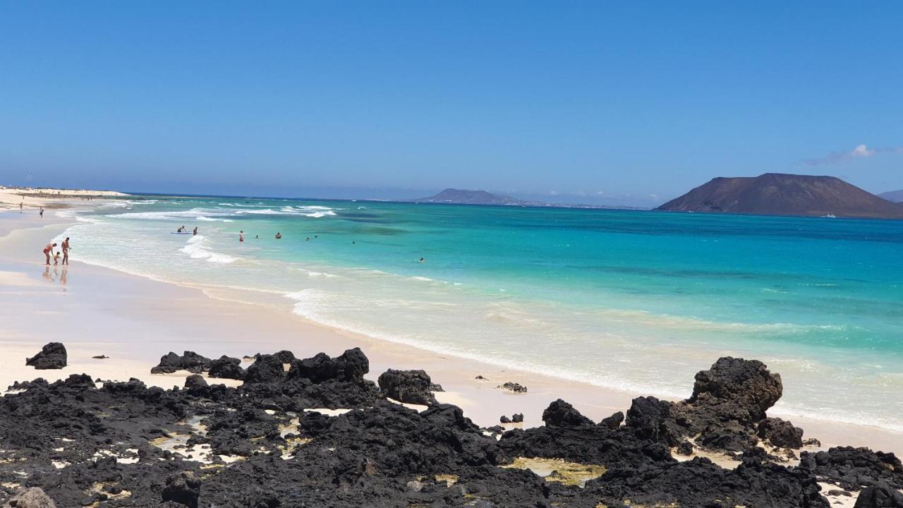 Tamarindo I Piscinas De Agua Salada Apartment Corralejo Exterior photo
