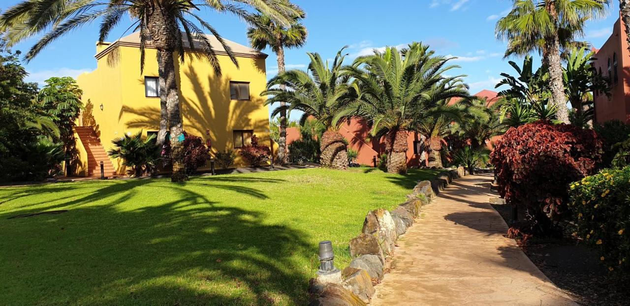 Tamarindo I Piscinas De Agua Salada Apartment Corralejo Exterior photo